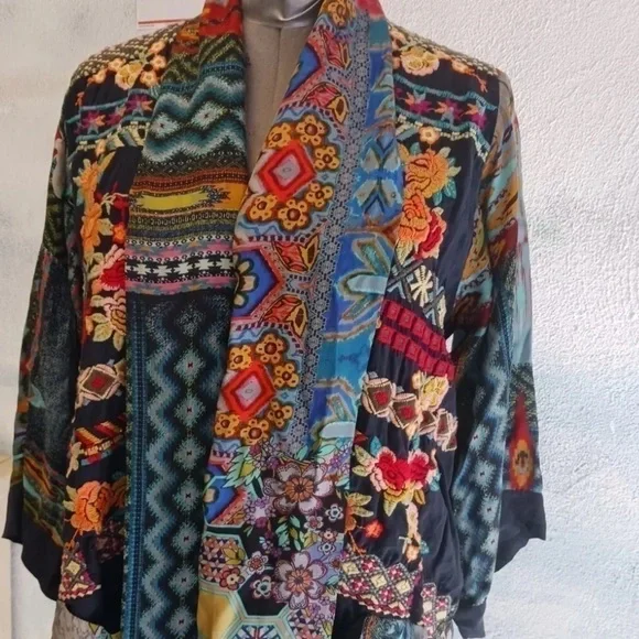 Johnny Was KobenEmbroidered Silk Twill Kimono GORGEOUS DESIGN AND RARE NWT